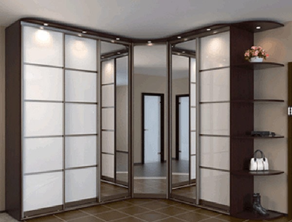 Угловой шкаф